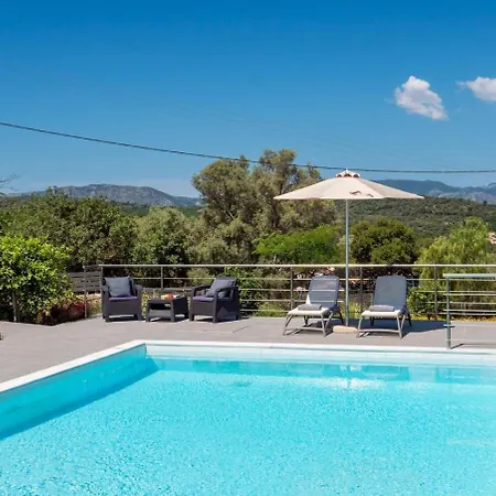 Villa Taphian Katomerion